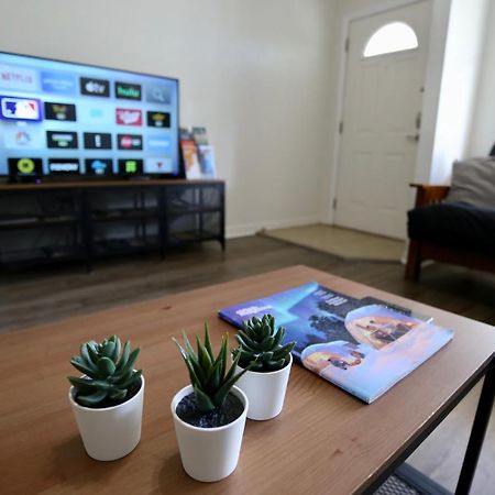 Oaks Modern & Comfy Condo In The Perfect Location Gainesville Luaran gambar