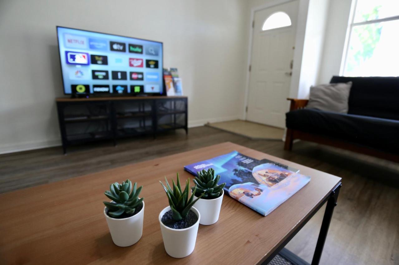 Oaks Modern & Comfy Condo In The Perfect Location Gainesville Luaran gambar